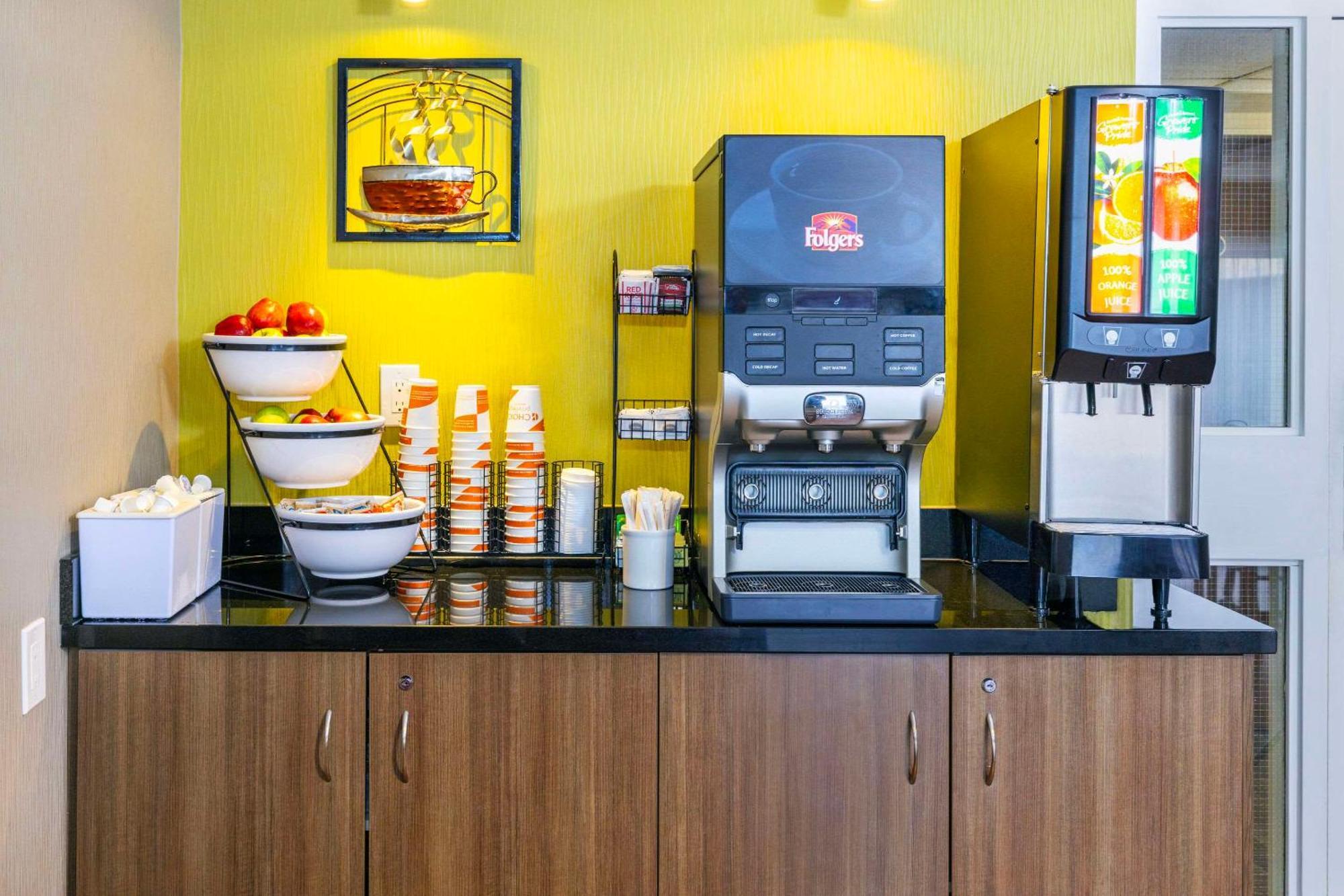 Comfort Inn East Moncton Luaran gambar